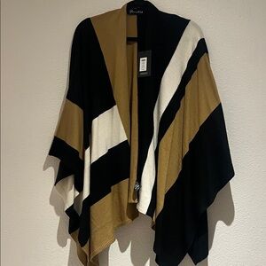 Women’s Black, White & Tan Colorblock Open Sleeve Shawl